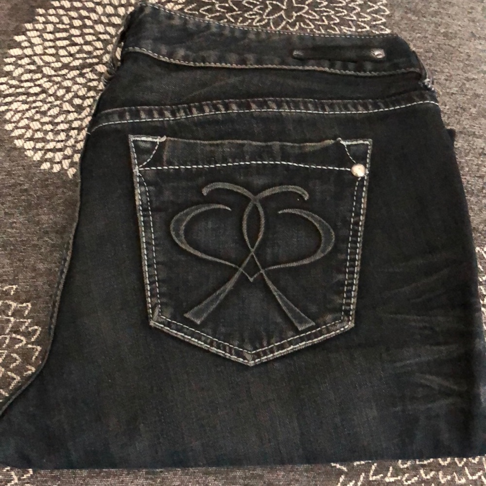 Dark wash skinny jeans